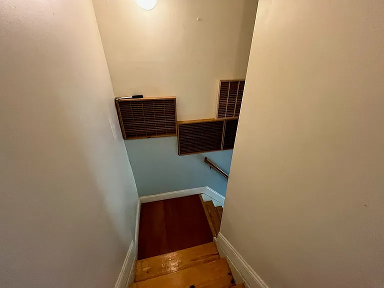 256 W 135th St #4F — Photo 9