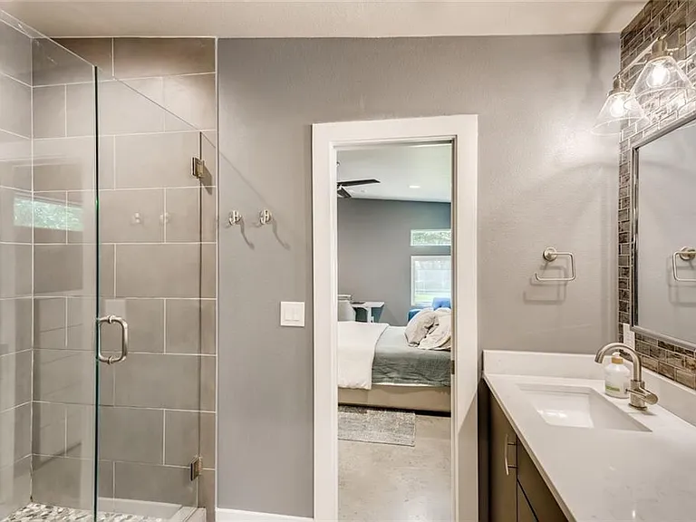 1142 Eleanor St #2 — Photo 17