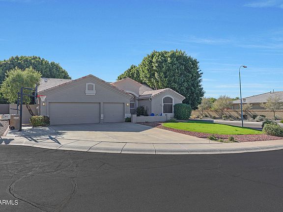 4th image of 15923 N 77TH Avenue