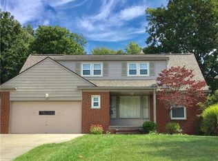 2051 Campus Rd, South Euclid, OH 44121