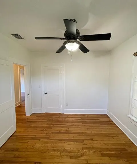 2741 Burlington Ave N — Photo 6