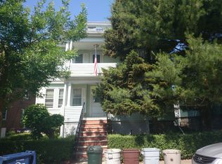 5 Hardy St, South Boston, MA 02127