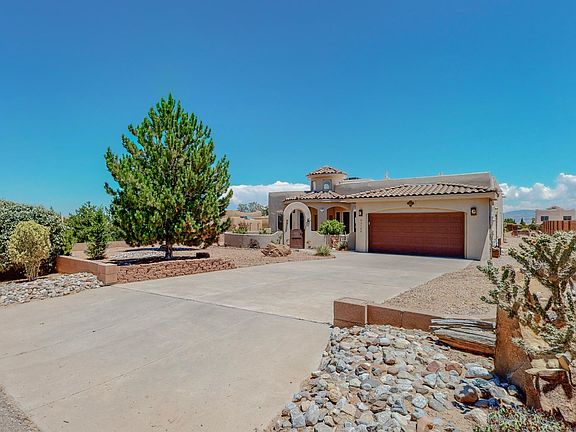5th image of 3106 Octavia Ct NE