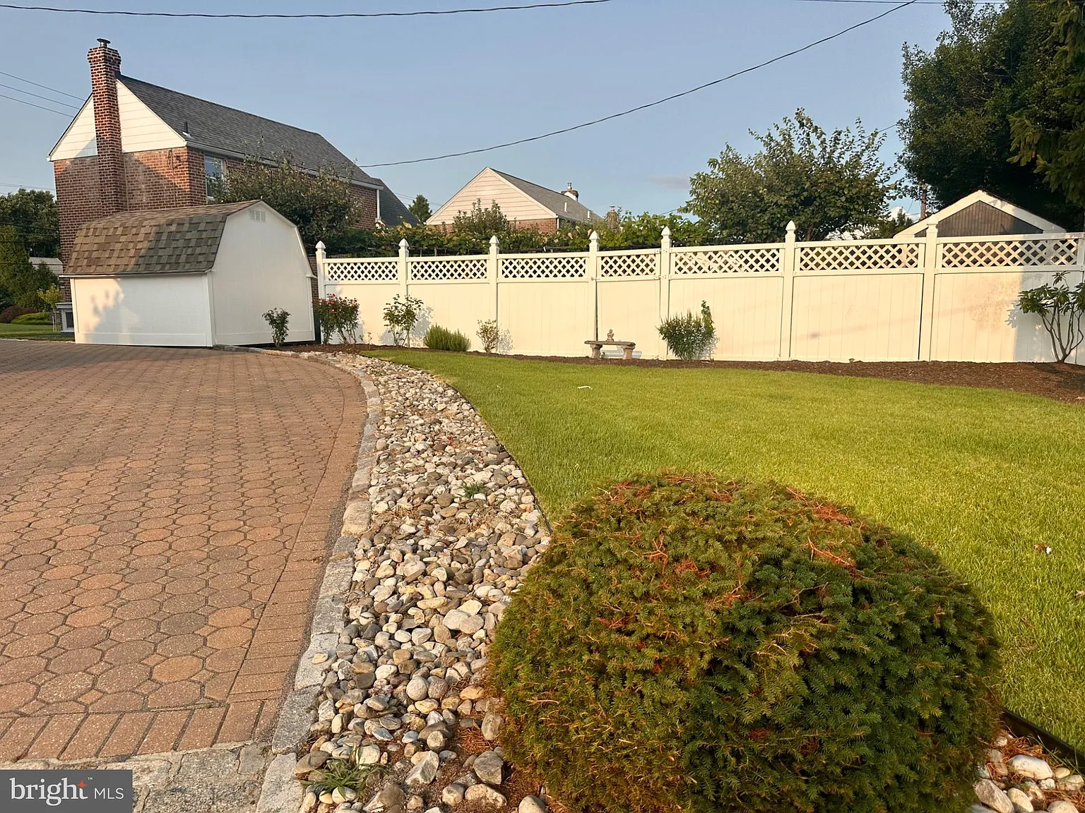 3 bed, 1.5 bath, 1650 sqft, $3,000 — Photo 4