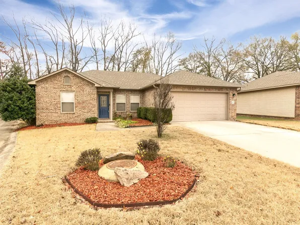 49 Castleton Dr, Ward, AR 72176