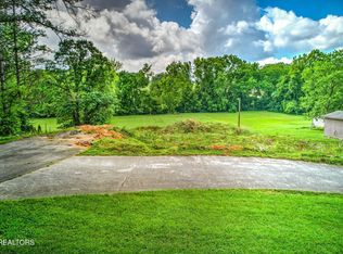 1350 Hopewell Rd, Knoxville, TN 37920