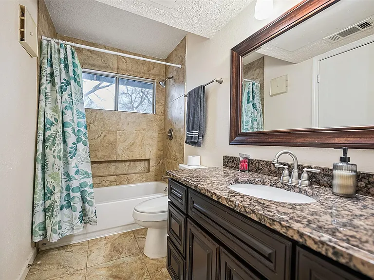 655 Cimarron Trl — Photo 12