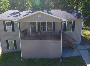 767 Lynnhaven Dr, Seneca, SC 29678