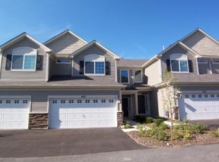 383 S Jade Ln, Round Lake, IL 60073