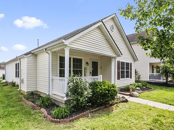 3rd image of 157 Feathertip Ln