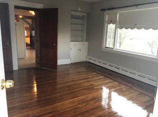 598 Hartford Ave FLOOR 2, Providence, RI 02909