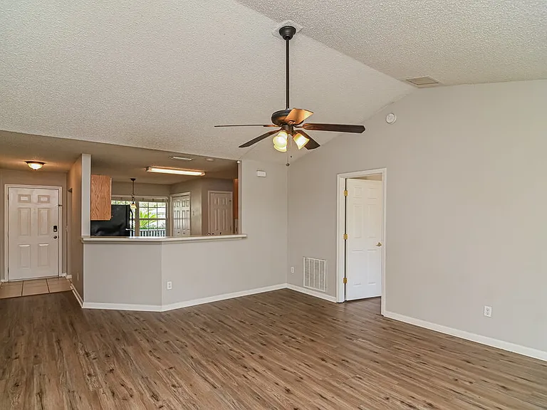 3518 Brangus Ct — Photo 3
