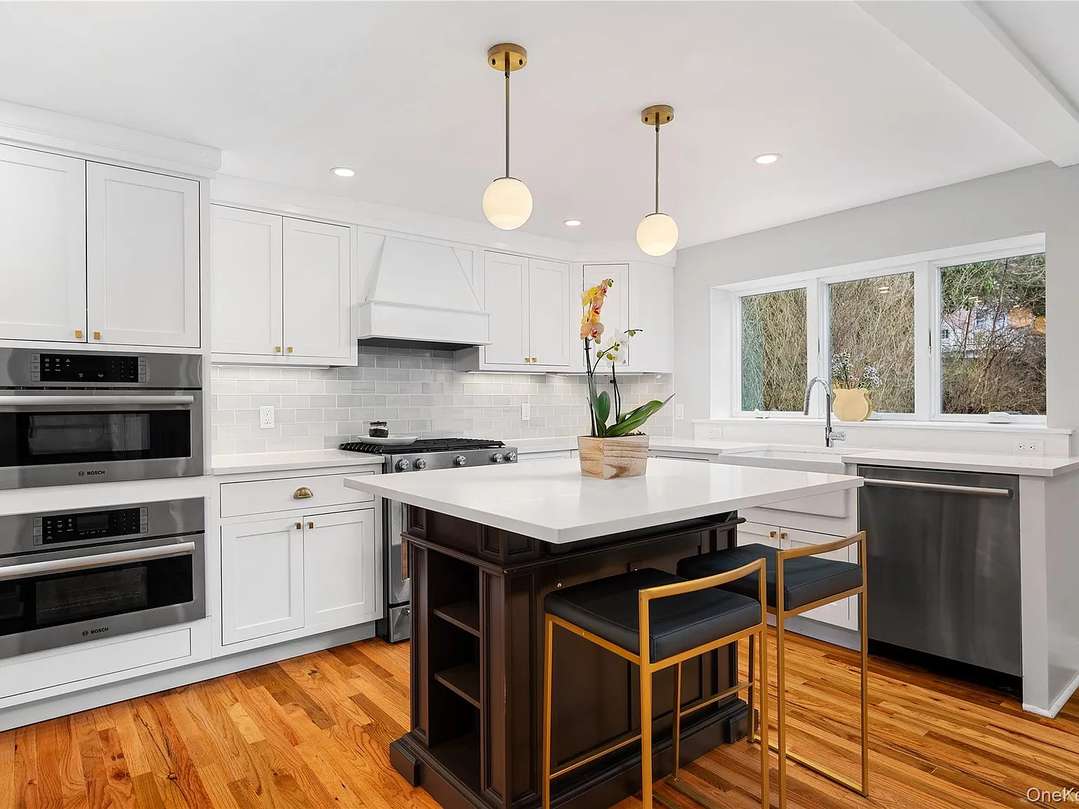 3 bed, 3.5 bath, 2458 sqft, $10,500 — Photo 4