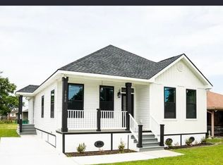 1030 Estalote Ave, Harvey, LA 70058