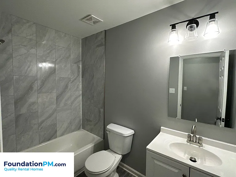 605 Howard Dr — Photo 10