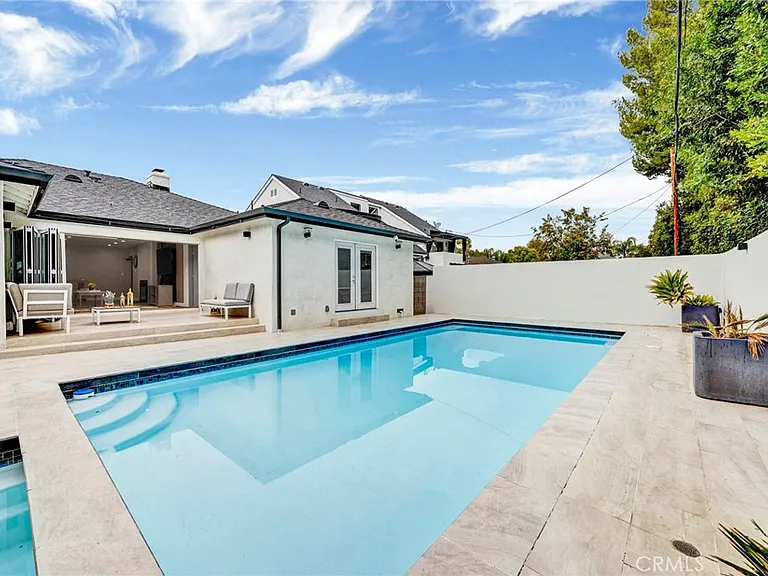 4912 N Alonzo Ave — Photo 11