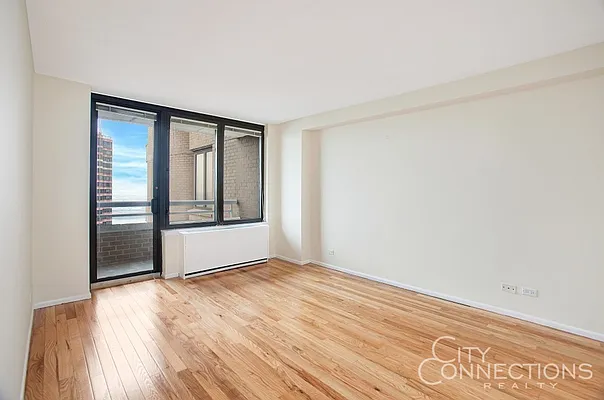 Rented by City Connections Realty | media 17