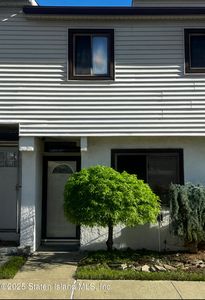 175 Winding Woods Loop #69, Staten Island, NY, 10307