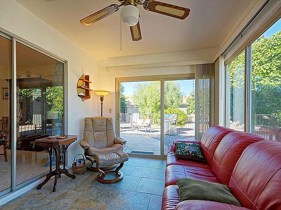2nd image of 842 Leisure World