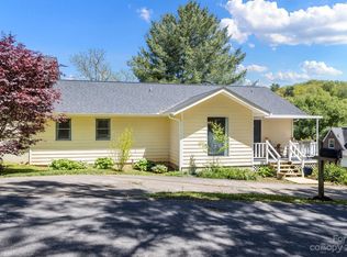 110 Church St, Burnsville, NC 28714