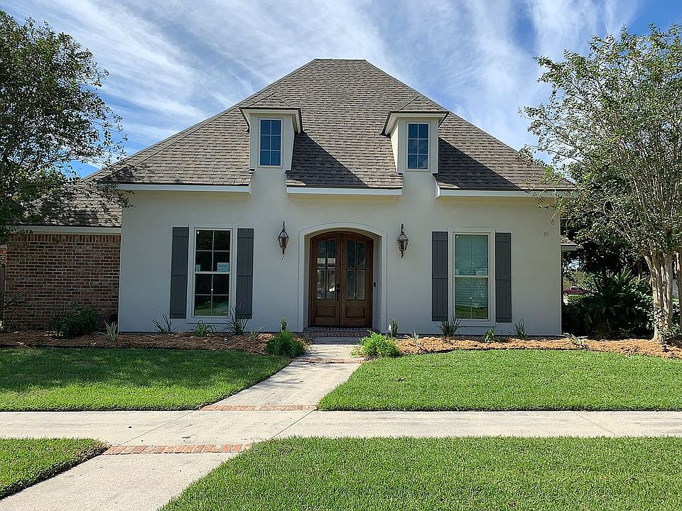 Newly remodel front façade 
