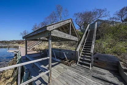 Three Mile Harbor Hog Creek Rd — Photo 25