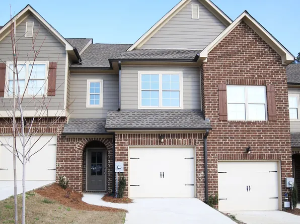 4285 Lochshire Ln, Gardendale, AL 35071