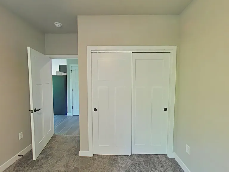 Beaverbrook Apartments — Photo 42