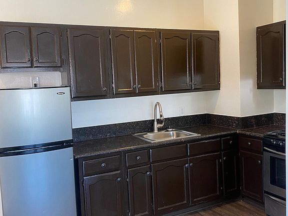 3rd image of 5522 Sierra Vista Ave APT 14