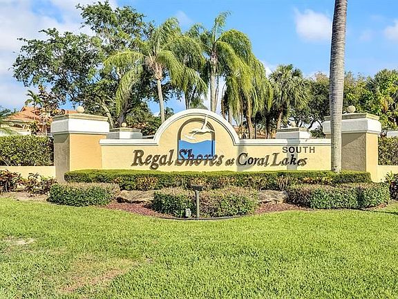 4th image of 5952 Regal Glen Dr APT 202
