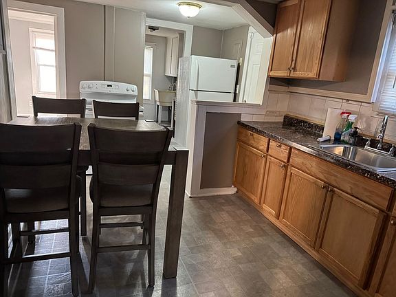 5th image of 5681 Nightingale St