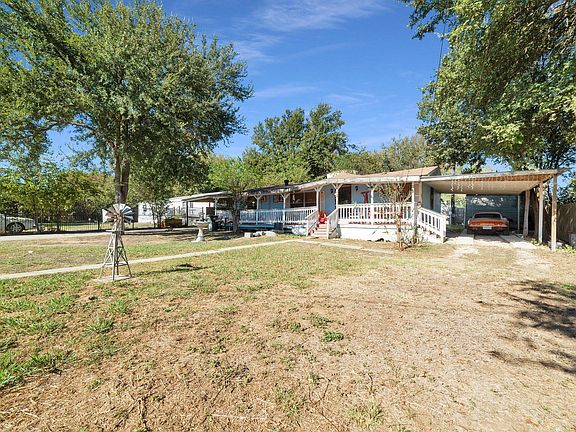 4th image of 206 Circle Dr