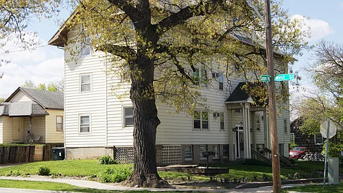 203 Campus Ave Photo 1