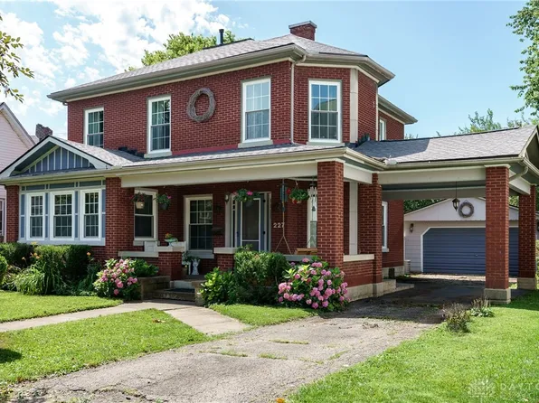 227 E Church St, Urbana, OH 43078