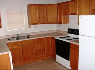10409 E 67th St, Raytown, MO 64133