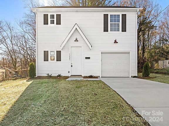 3rd image of 1221 W Garrison Blvd