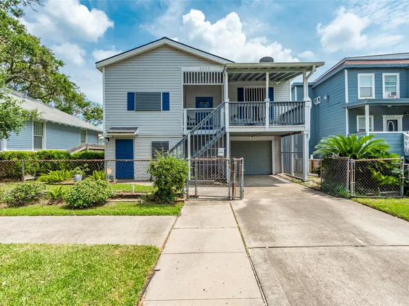 2809 Bernardo De Galvez Ave, Galveston, TX 77550