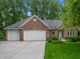 10830 Alberton Ct, Inver Grove Heights, MN 55077