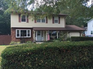 72 Villanova Dr, Jackson, NJ