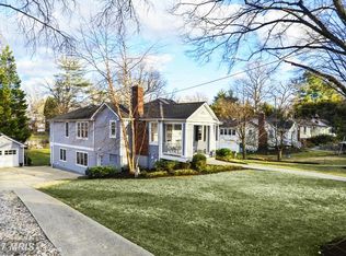 10915 Montrose Ave, Garrett Park, MD 20896