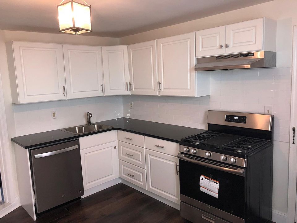 Fully renovated kitchen with stainless steel appliances, inc