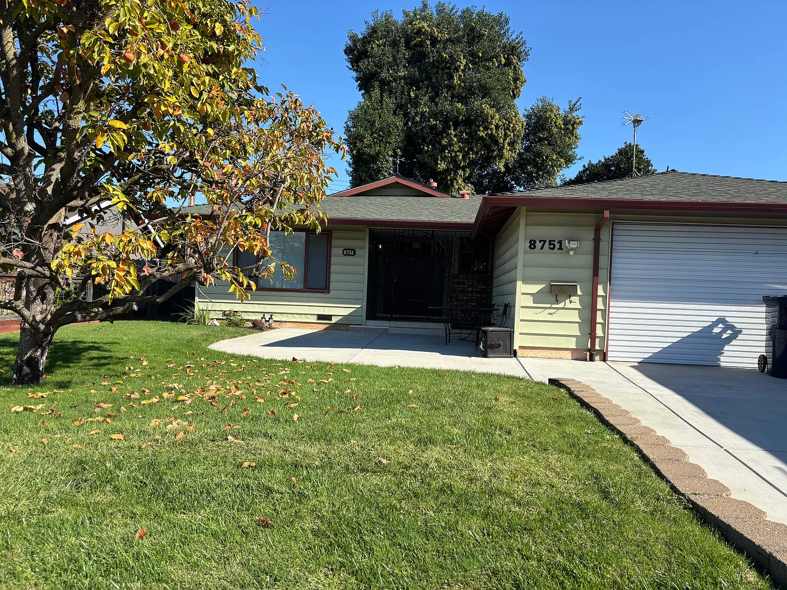 8751 Fallbrook Way — Photo 1