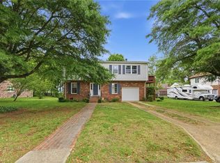 24 Ivy Home Rd, Hampton, VA 23669