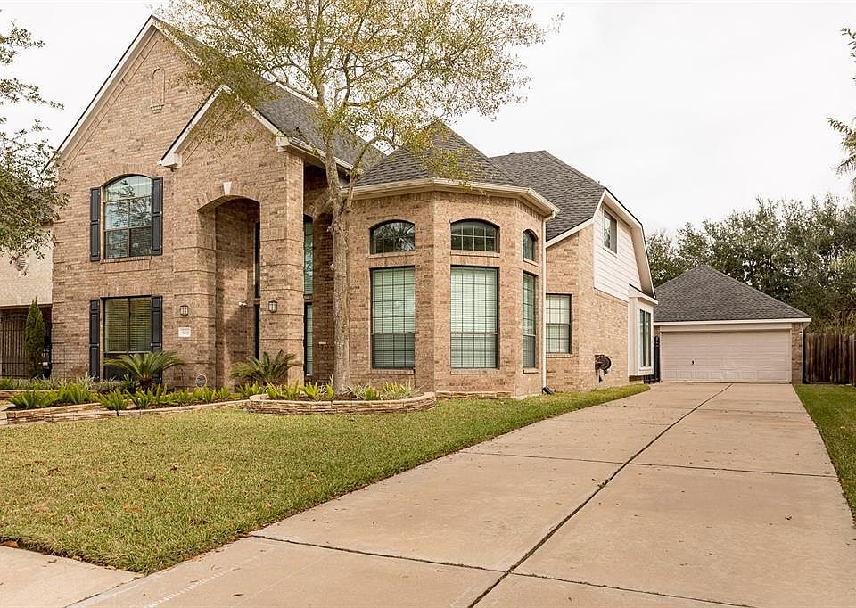1st image of 5207 Ashmore Park Dr
