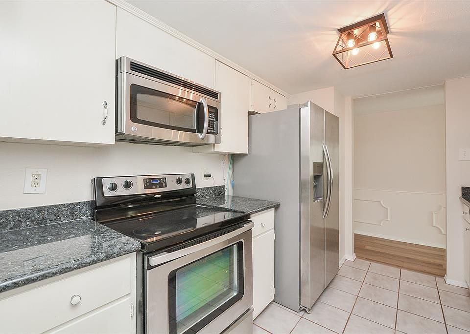 1st image of 12633 Memorial Dr APT 202
