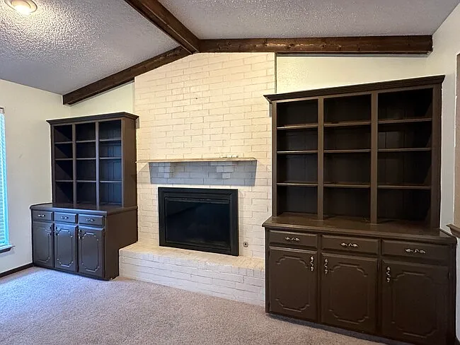 2204 Galaxy Dr — Photo 3