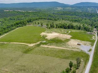 28 Eroh Rd, Crossville, TN 38571