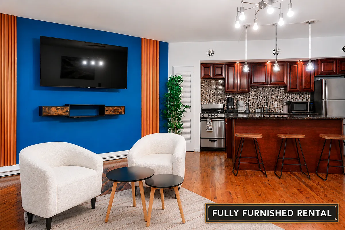 Photo 1 of 16 - 303 N 3rd St #B3 - Philadelphia, PA Primary Photo - 303 N 3rd St #B3