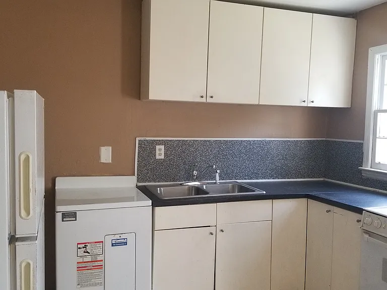 2808 Mayfair Ave #2 — Photo 3