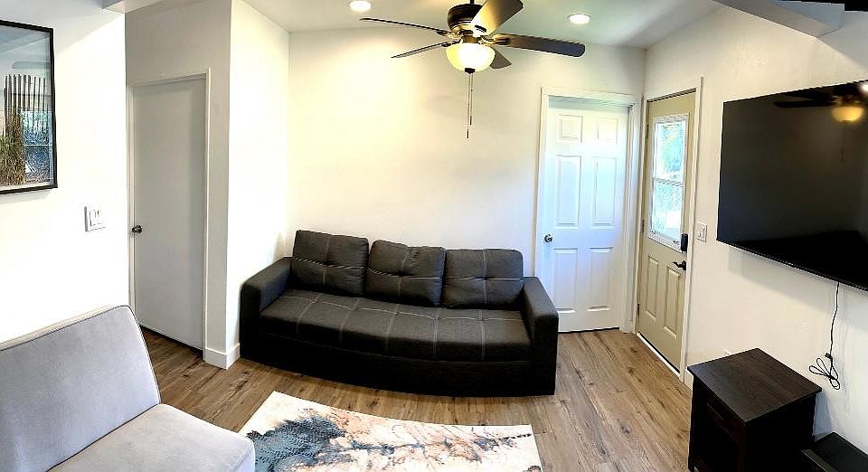1st image of 3562 Clairemont Mesa Blvd